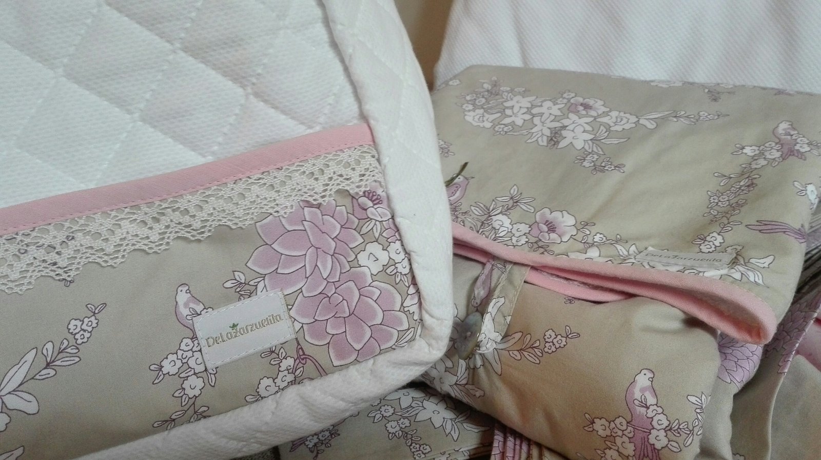 DeLaZarzuelita, ¡ya tenemos las primeras cositas para la niña!