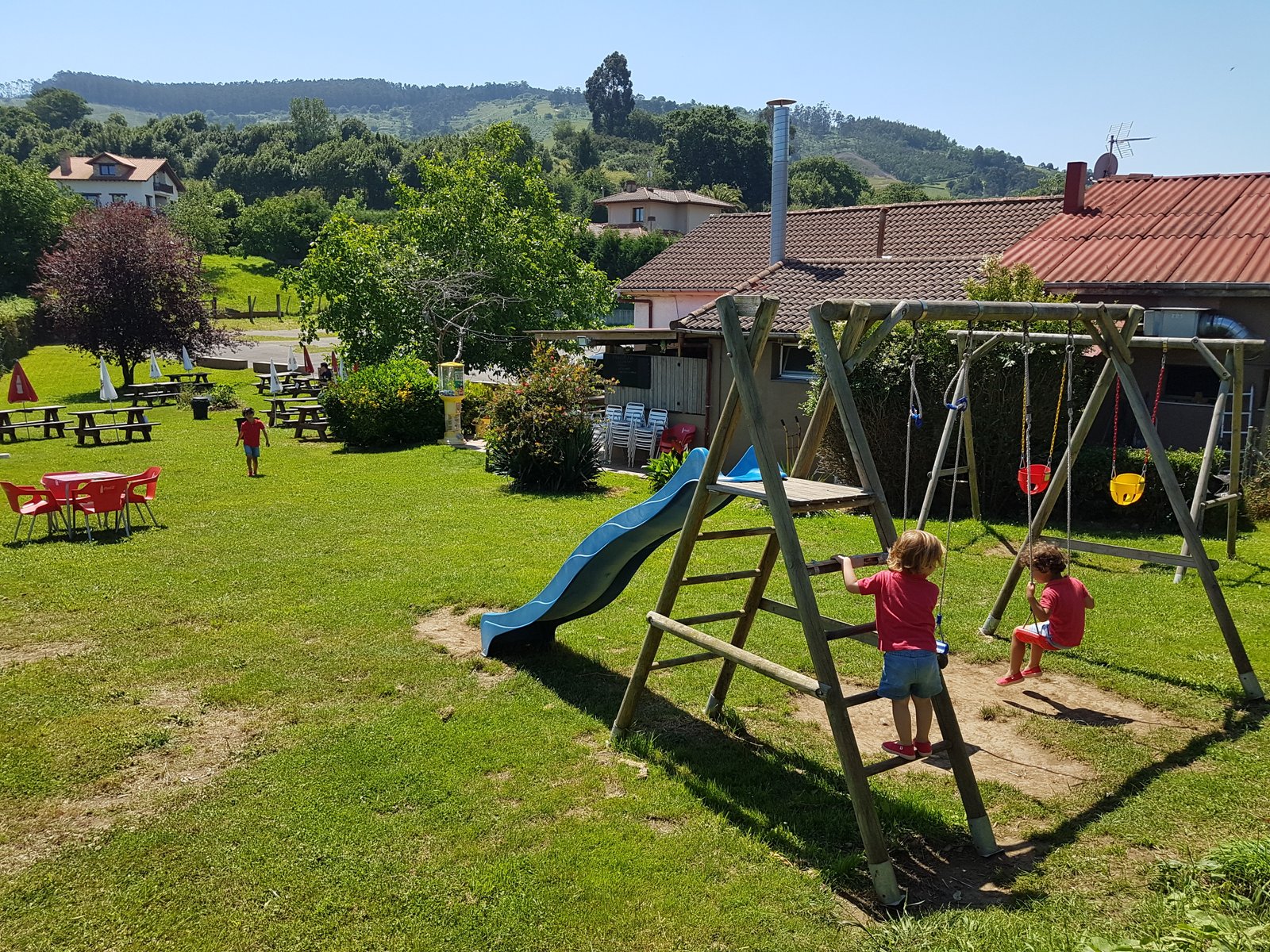 Dónde comer en Gijón con niños: los famosos merenderos